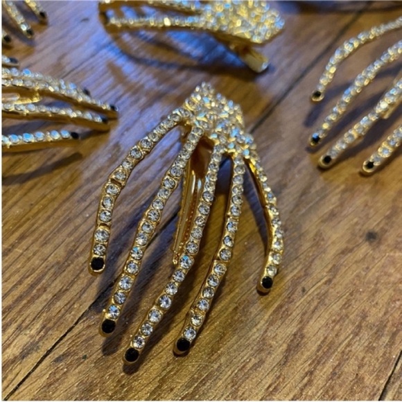 Crystal Skeleton Hair Clips - Picture 3 of 6
